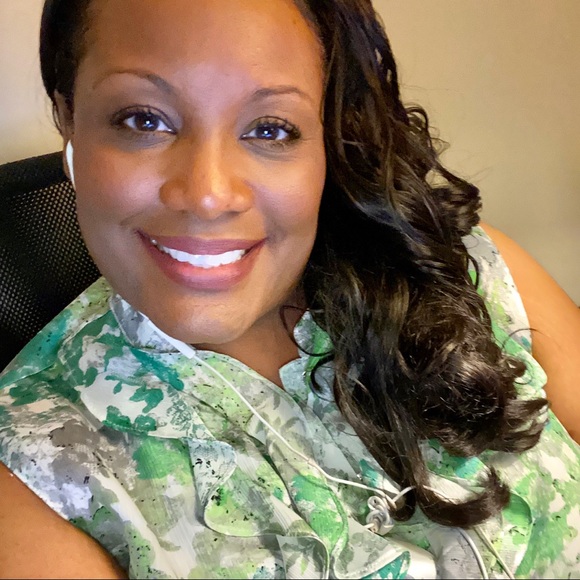 Meet your Posher, Donna - Picture 1 of 1